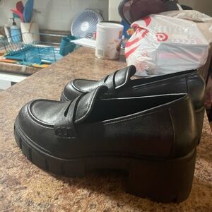 Black platform sandals